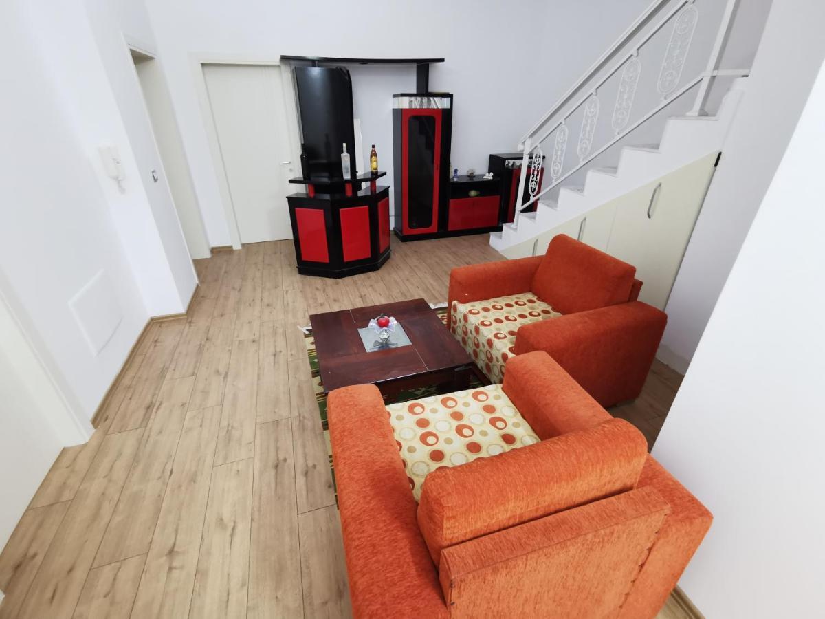 Bujtina Valgent Bed & Breakfast Berat Luaran gambar